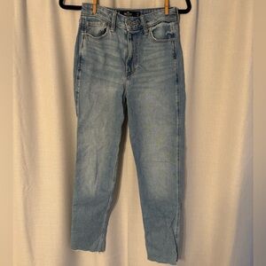 Hollister Women’s Mom Jeans